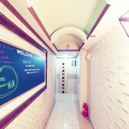 Easylivingtel Hotel
